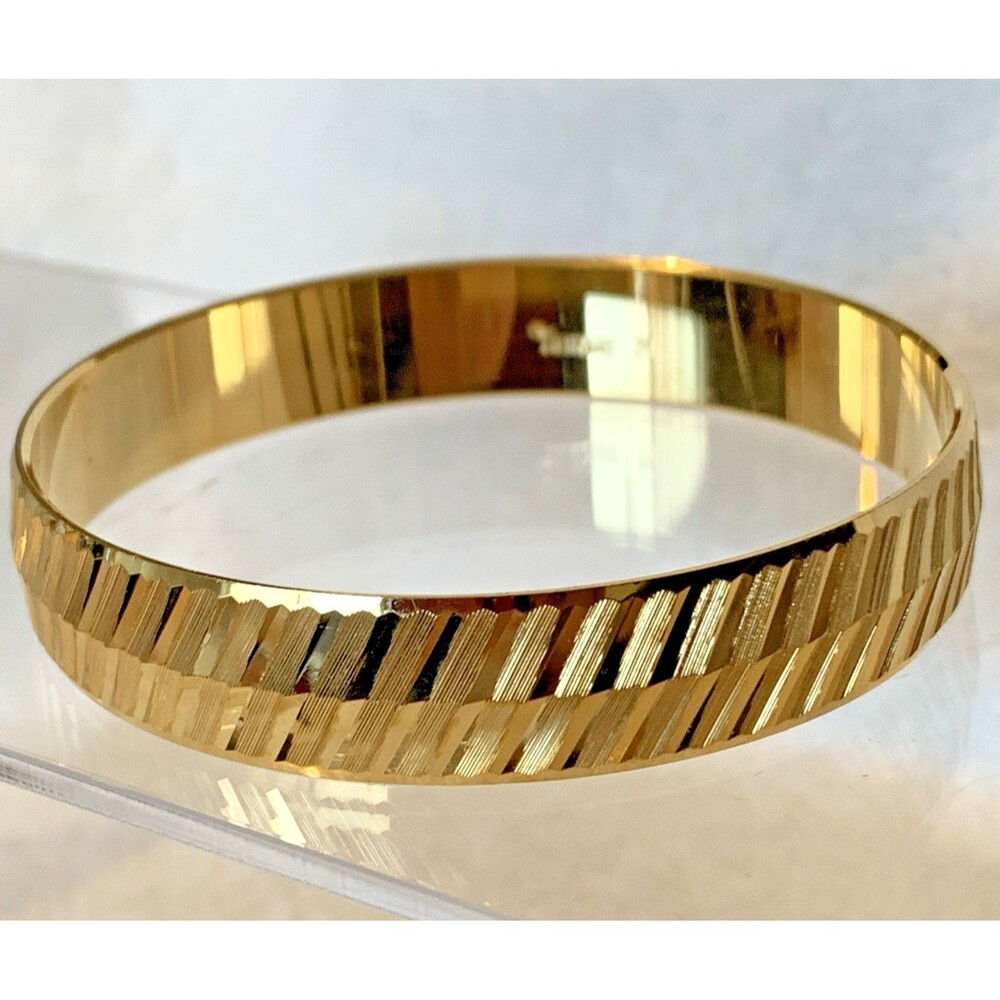 Vintage Crown Trifari Gold Tone Etched Bangle Bracelet 1970s Minimalist